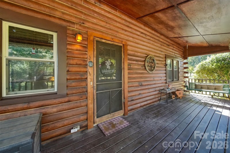 306 Chickasaw Trl, Maiden, NC 28650