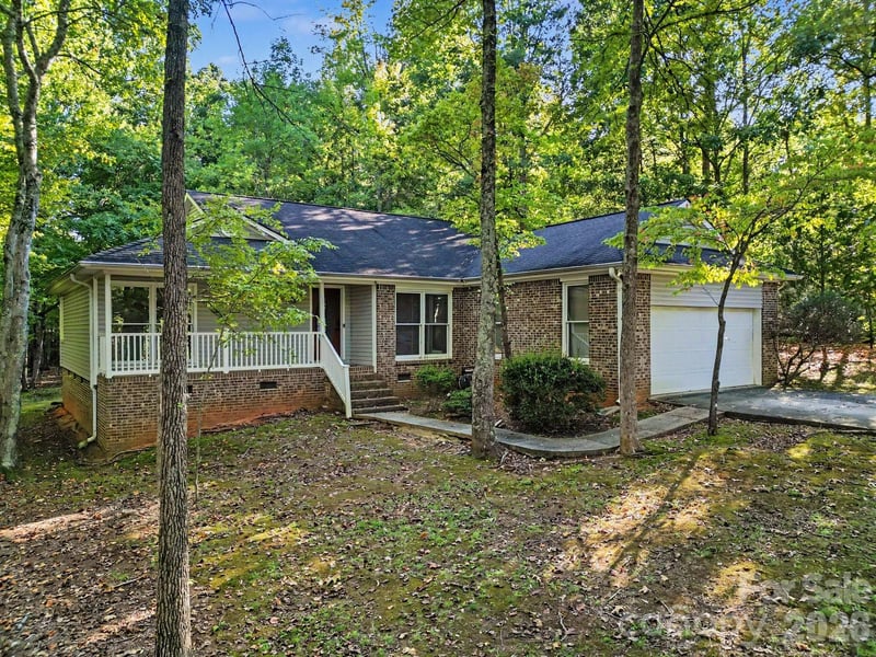 5607 Dorchester Ave, Harrisburg, NC 28075