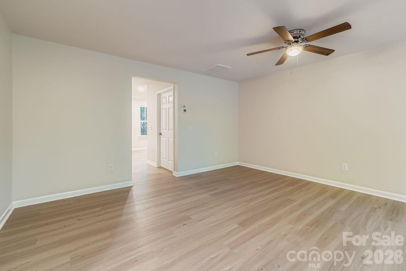 1761 J Julian Ln, Charlotte, NC 28208