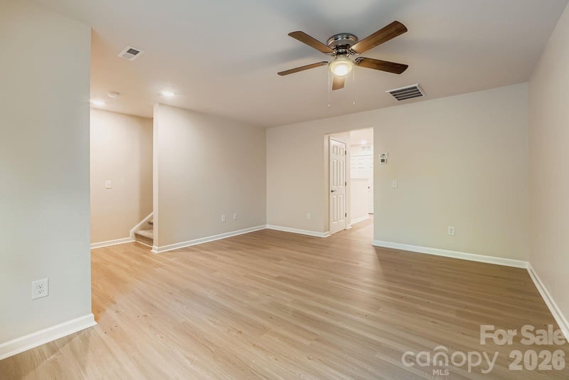 1761 J Julian Ln, Charlotte, NC 28208
