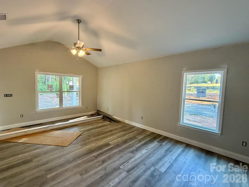293 Jumping Branch Rd, Blacksburg, SC 29702