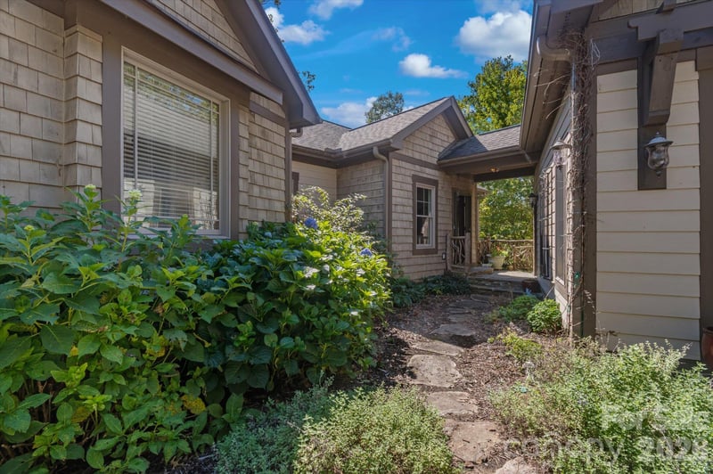 44 Sunset Tc, Brevard, NC 28712