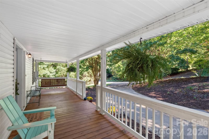 9 Gollum Dr, Fairview, NC 28730