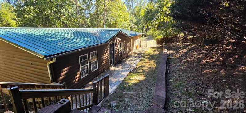 52 Tahkeyostee Rg, Weaverville, NC 28787