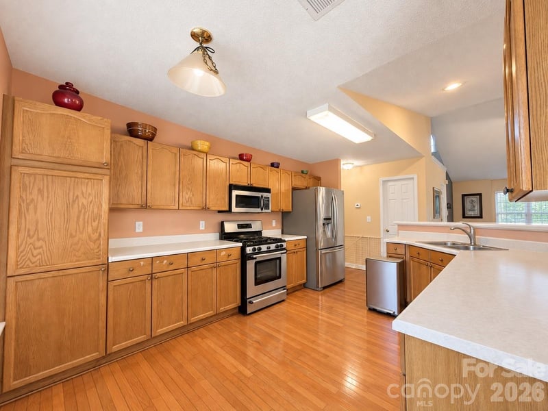 15751 Southern Garden Ln, Charlotte, NC 28278