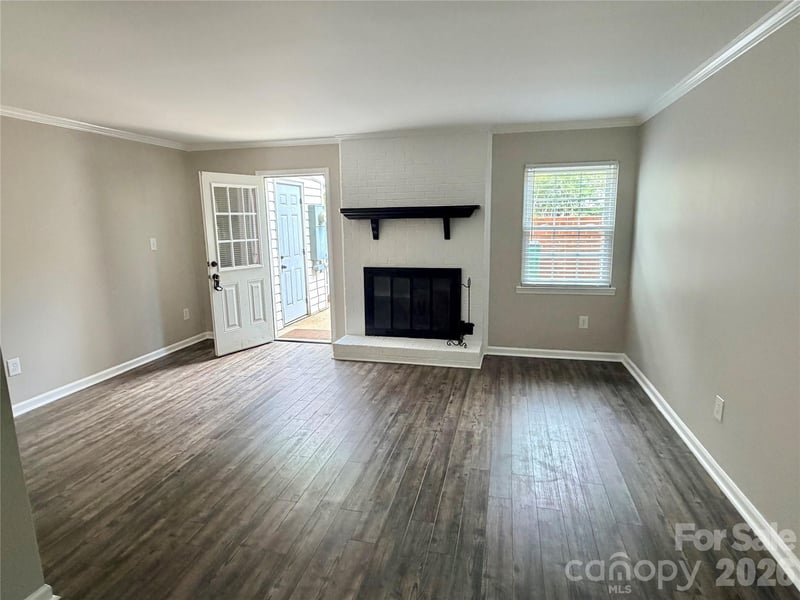 11011 Hunter Trail Ln, Charlotte, NC 28226