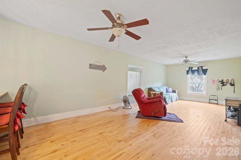 228 Hazeleen Ave, Belmont, NC 28012