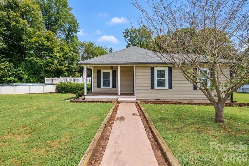 228 Hazeleen Ave, Belmont, NC 28012