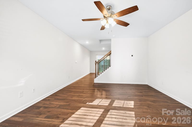 15 Virginia Commons Dr, Arden, NC 28704