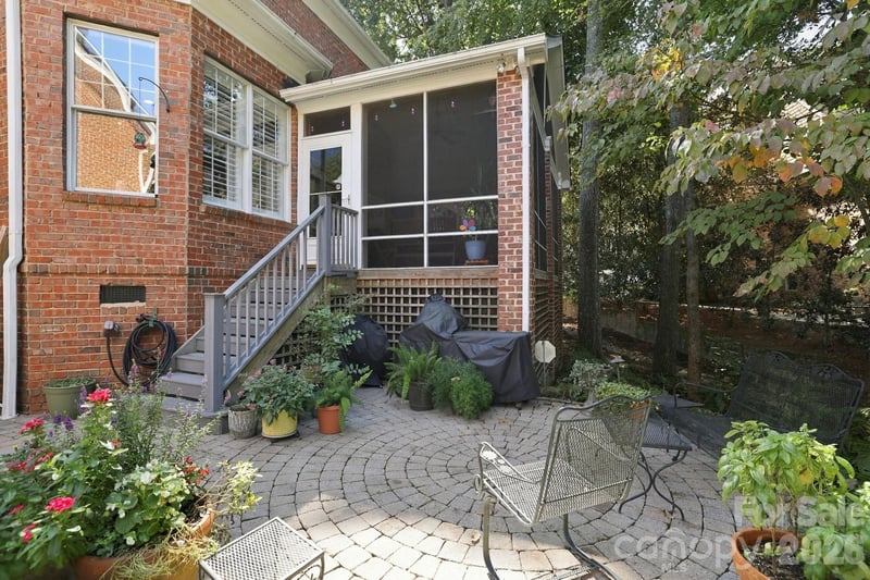 3716 Eastover Hills Ct, Charlotte, NC 28211