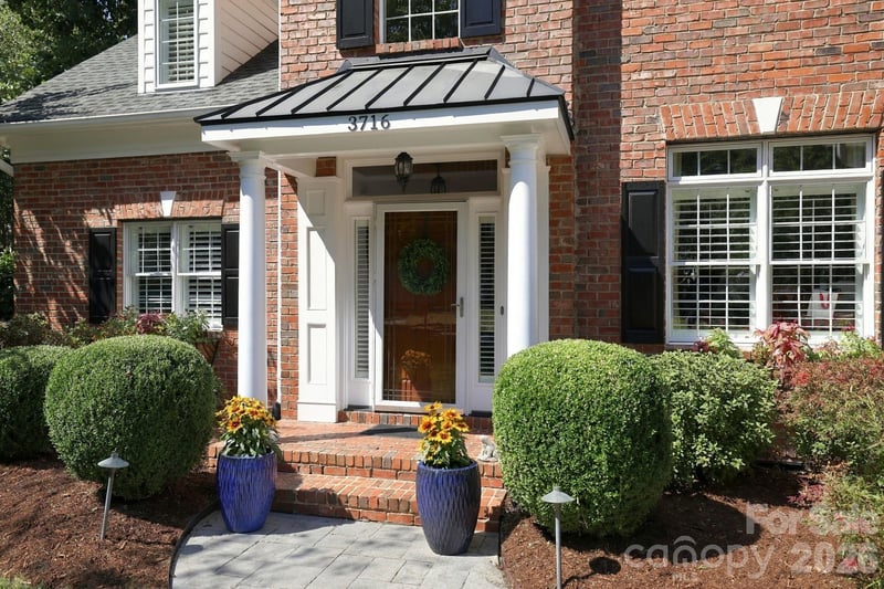 3716 Eastover Hills Ct, Charlotte, NC 28211