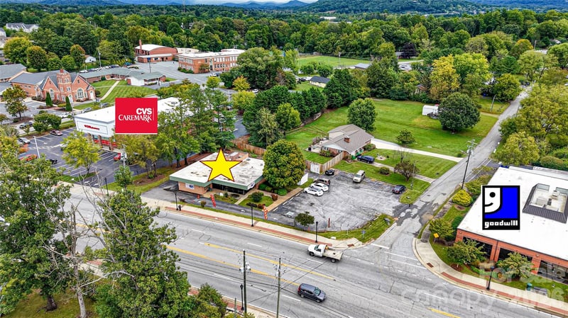 3484 Hendersonville Rd, Fletcher, NC 28732