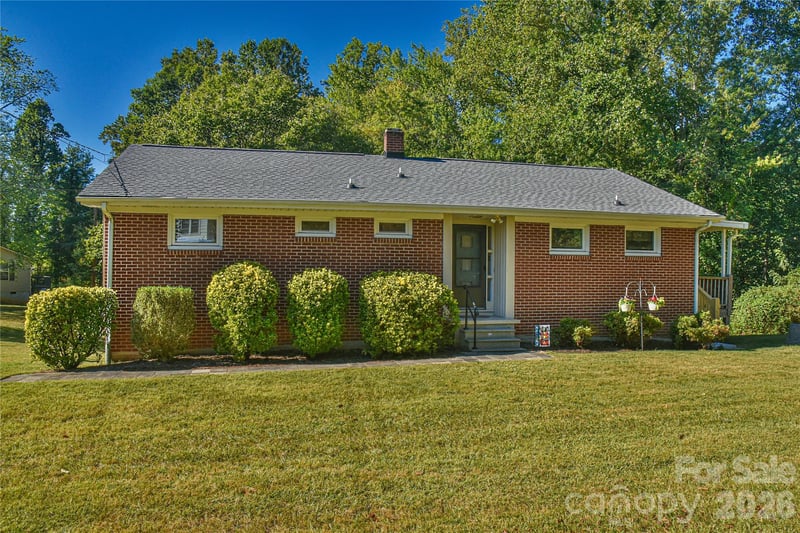 505 Monte Vista Rd #B, Candler, NC 28715