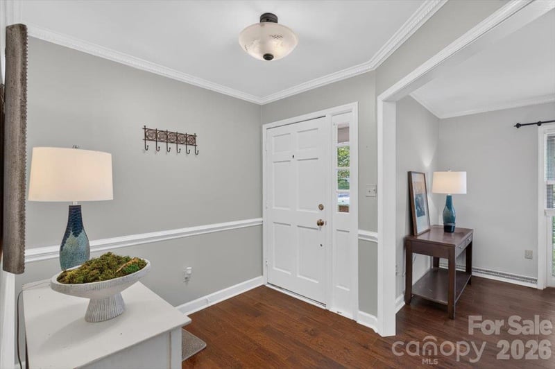 4124 Bridgewood Ln, Charlotte, NC 28226