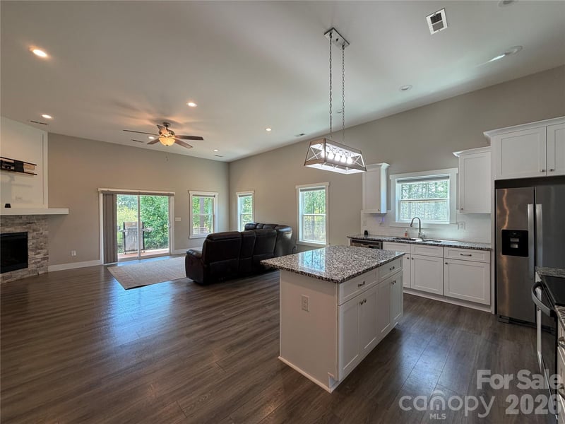 1473 Pleasant School Rd, Gaffney, SC 29341