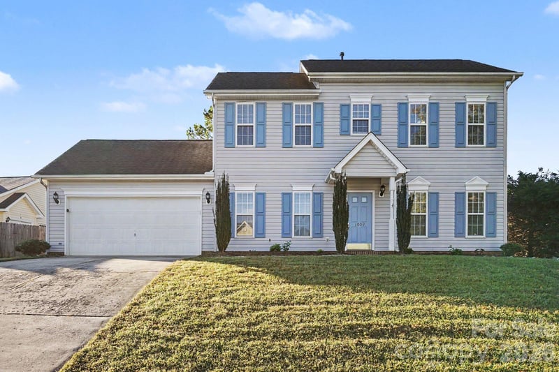 1009 Sandy Point Dr SW, Concord, NC 28025