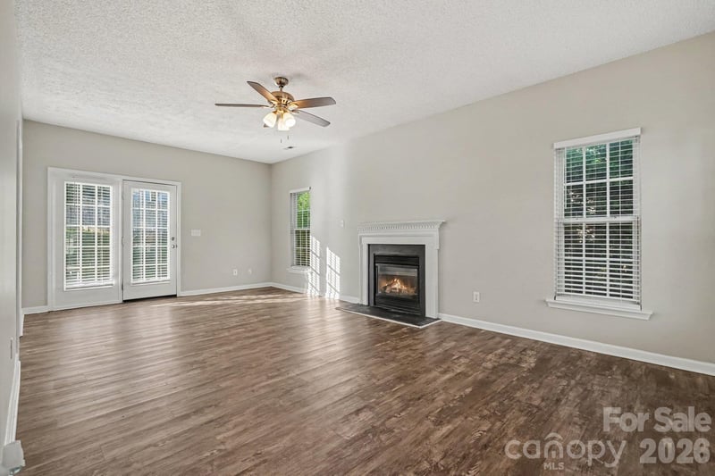 1009 Sandy Point Dr SW, Concord, NC 28025