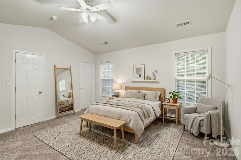 9306 Tiger Lily Ln, Charlotte, NC 28215