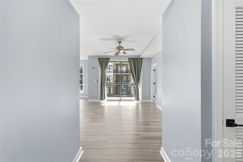 718 W Trade St #506, Charlotte, NC 28202