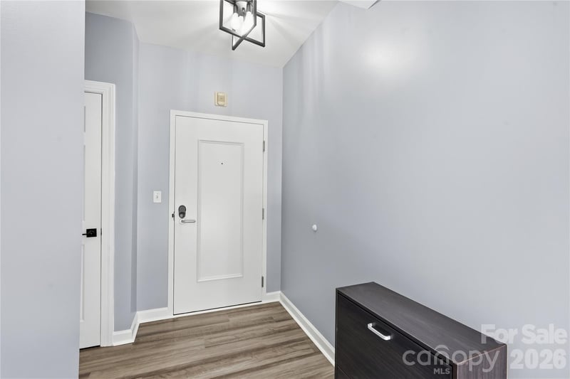 718 W Trade St, Charlotte, NC 28202