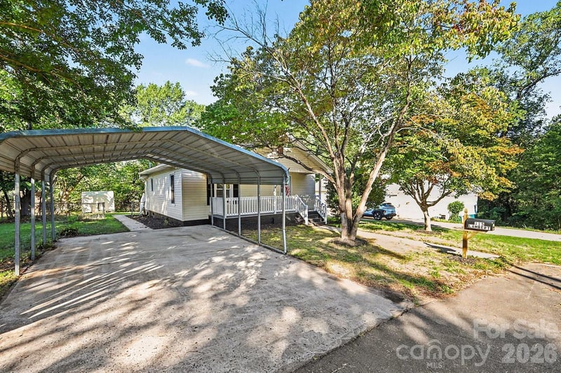 115 Lambert St, Belmont, NC 28012