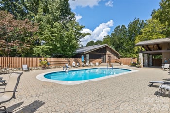 503 Crowfields Ln, Asheville, NC 28803