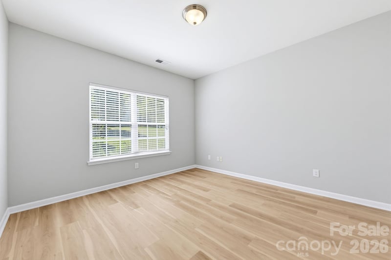 1704 Swan Dr, Charlotte, NC 28216