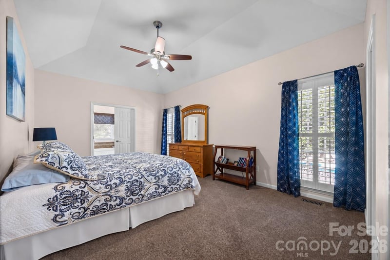 5650 Landale Ct NW, Concord, NC 28027