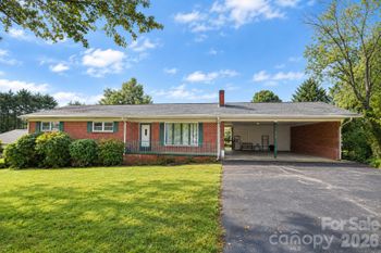7320 Old Laurel Rd, Hickory, NC 28168