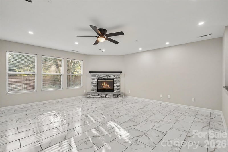 12937 Silvaire Farm Rd, Charlotte, NC 28278