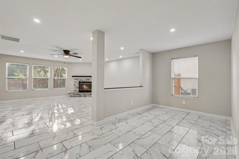 12937 Silvaire Farm Rd, Charlotte, NC 28278