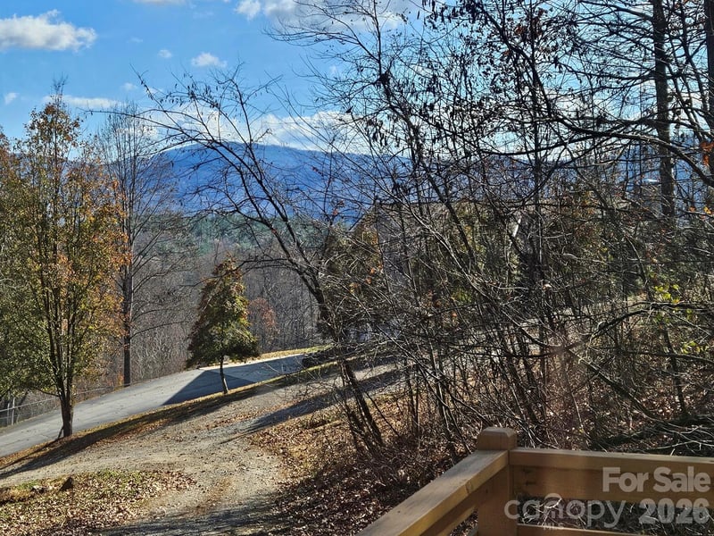 15 Shytle Ln, Fletcher, NC 28732
