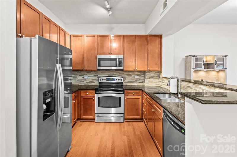721 Governor Morrison St #415, Charlotte, NC 28211