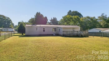 6795 N Turner Dr, Kannapolis, NC 28081