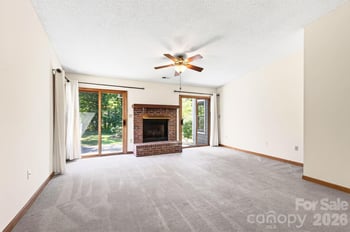 15A Windflower Ct, Asheville, NC 28805
