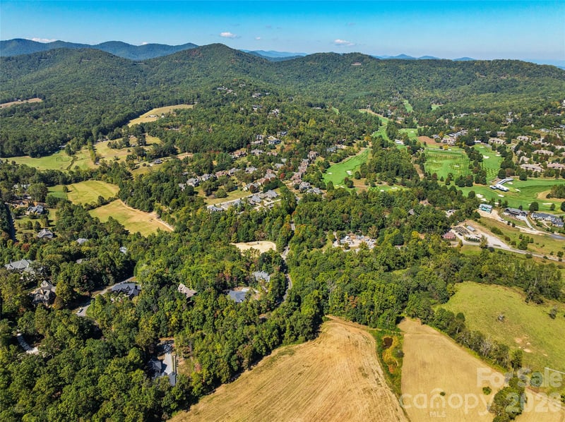 644 Walnut Valley Pw, Arden, NC 28704