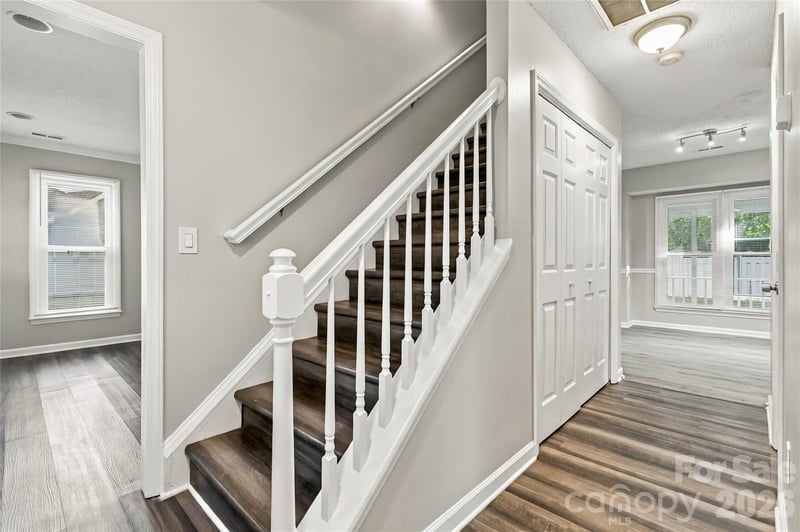 4209 Hounds Run Dr, Matthews, NC 28105