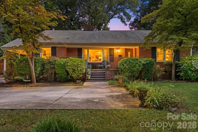 1720 Flynwood Dr, Charlotte, NC 28205