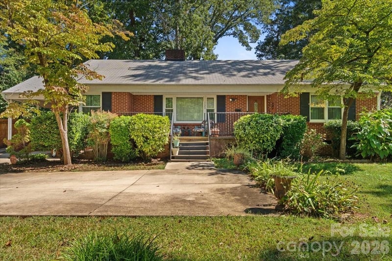1720 Flynwood Dr, Charlotte, NC 28205