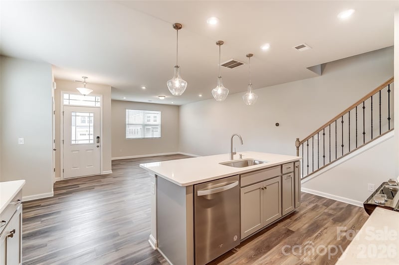 5225 Wyes Oak Ln, Charlotte, NC 28269