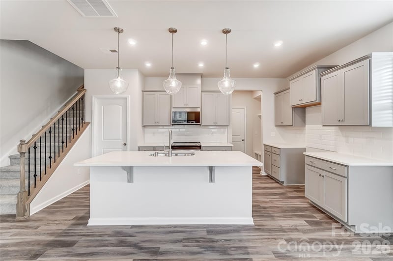 5225 Wyes Oak Ln, Charlotte, NC 28269