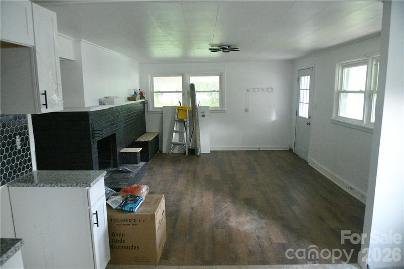 1605 W 4th Ave, Gastonia, NC 28052