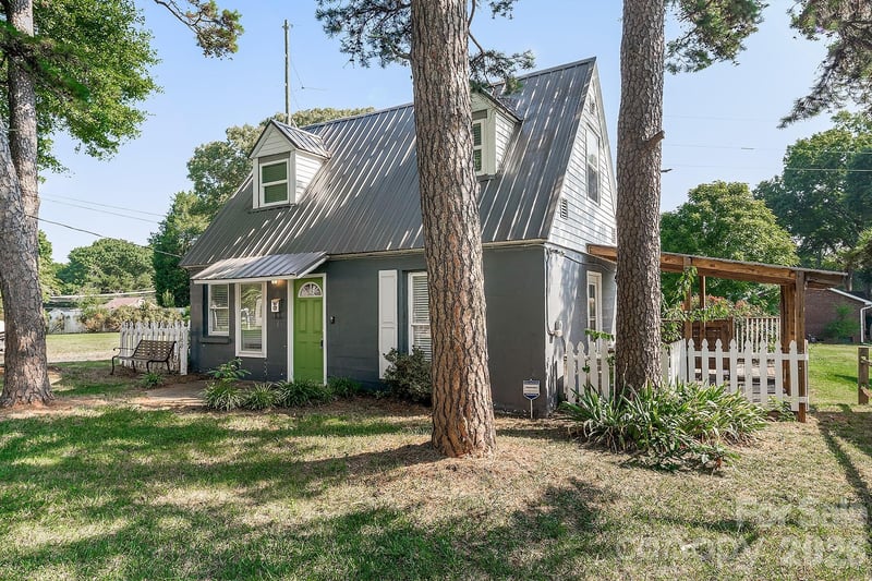 109 Julia Ave, Belmont, NC 28012