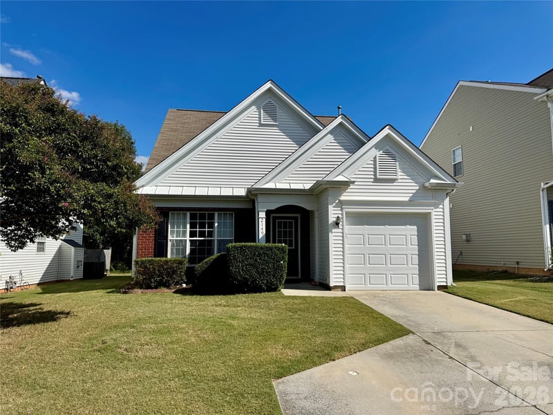 2149 Mckenzie Creek Dr, Charlotte, NC 28270