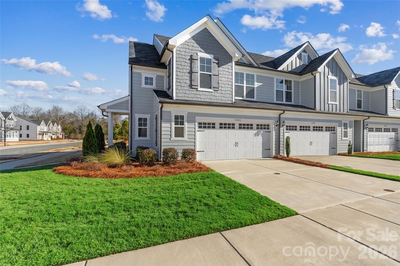 13042 Rover St, Charlotte, NC 28273