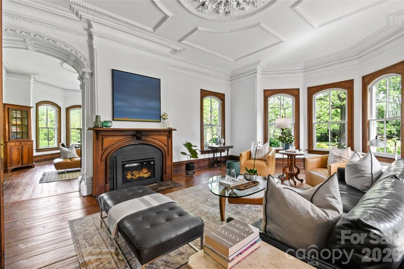 204 Lawson St, Hot Springs, NC 28743
