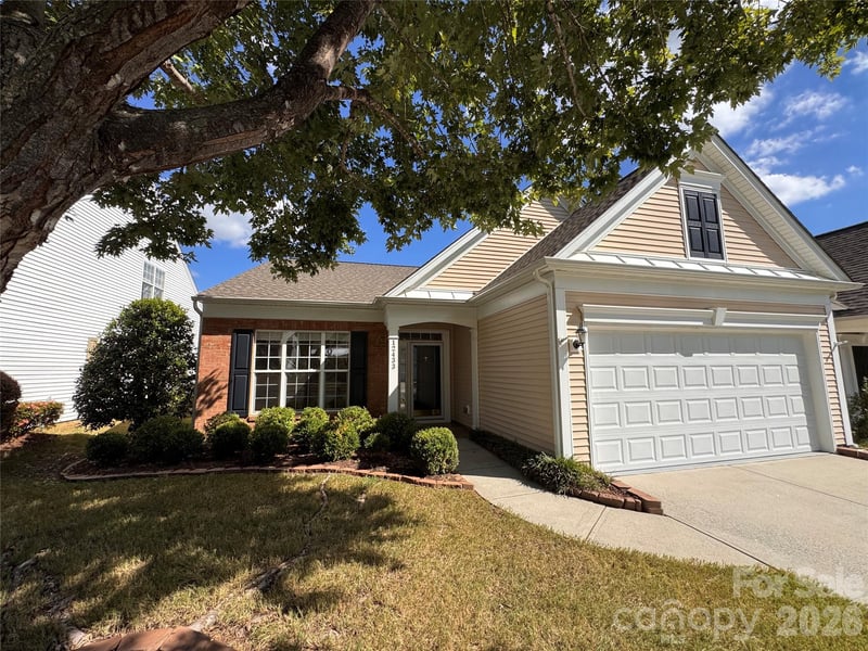 12433 Bobhouse Dr, Charlotte, NC 28277