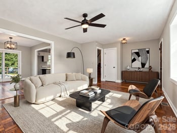 87 Underhill Rd, Hendersonville, NC 28792