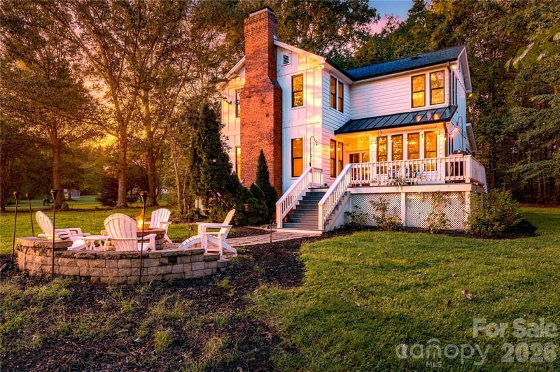 9560 Harvest Ln, Davidson, NC 28036
