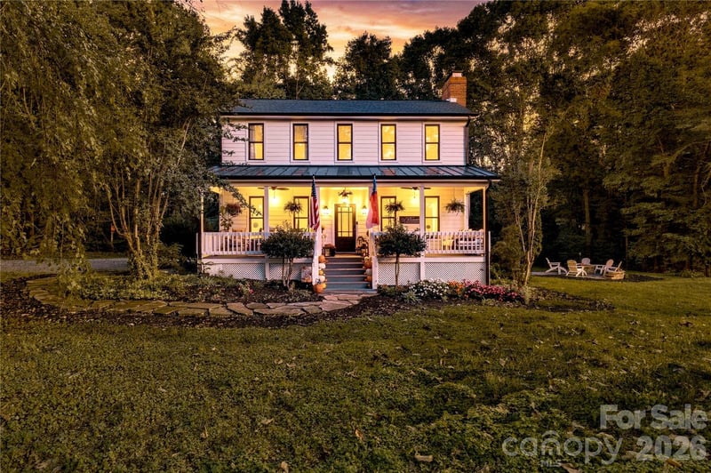 9560 Harvest Ln, Davidson, NC 28036